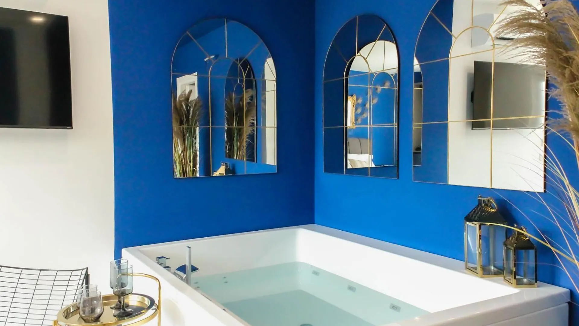Bed and Breakfast Kama Bari 0*,  Italia